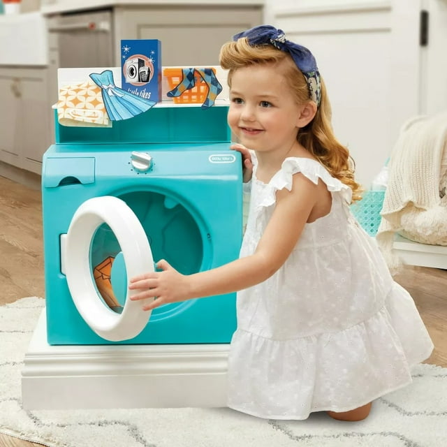 Little Tikes Retro ‘50s Inspired Washer Dryer Realistic Pretend Play