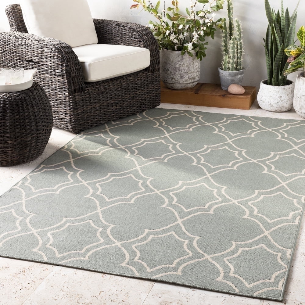 Livabliss Outdoor Rugs, 7ft Round Alfresco Cottage Gray Round Area Rug for Patio, Porch, Deck, Backyard, Waterproof Indoor Outdoor Carpet (7'3" x 7'3")