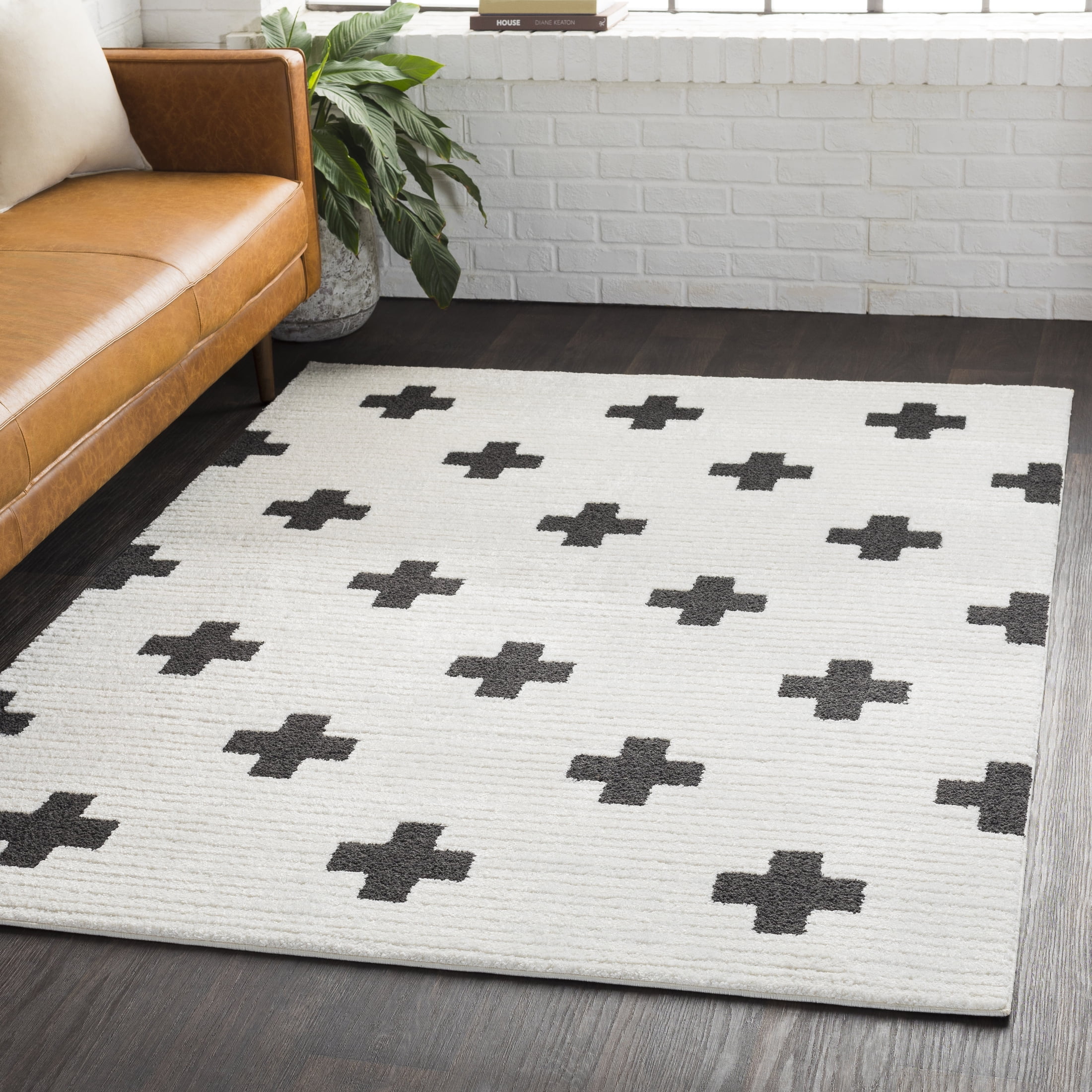 Reversible Black Geometric Shag Rug 5'3" x 7'3"