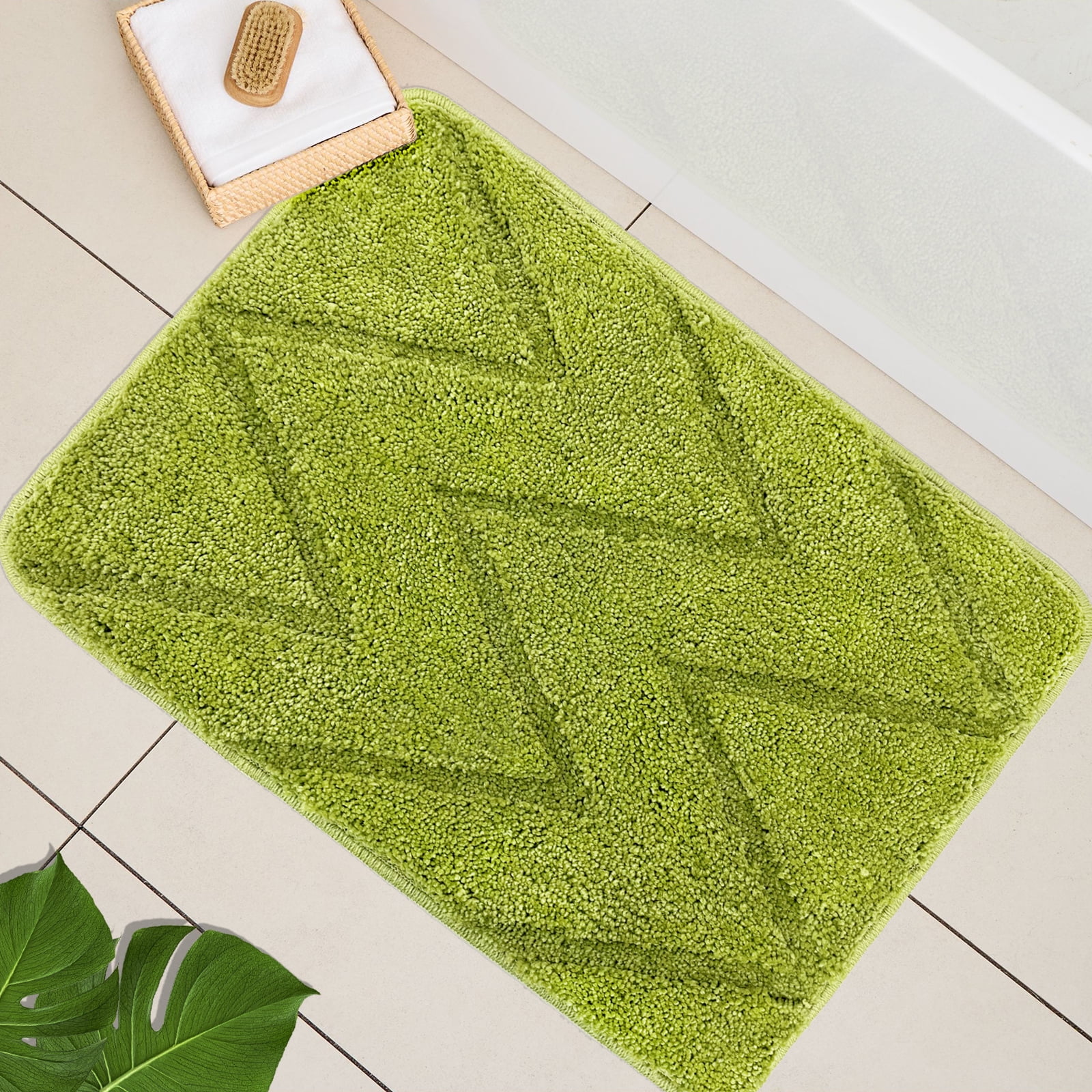 LivebyCare Grass Green Bathroom Rugs Bath Mats for Bathroom Non Slip