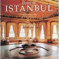 Pre-Owned Living in Istanbul (Hardcover) 2080135635 9782080135636