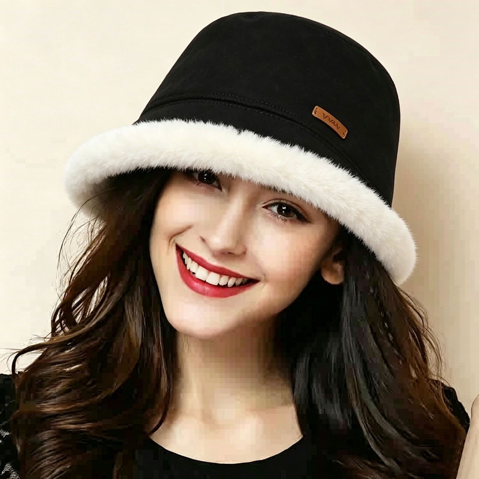 Ljudmp Women's Cloche Bucket Hat Cozy Plush Short Brim Decor 1920s ...