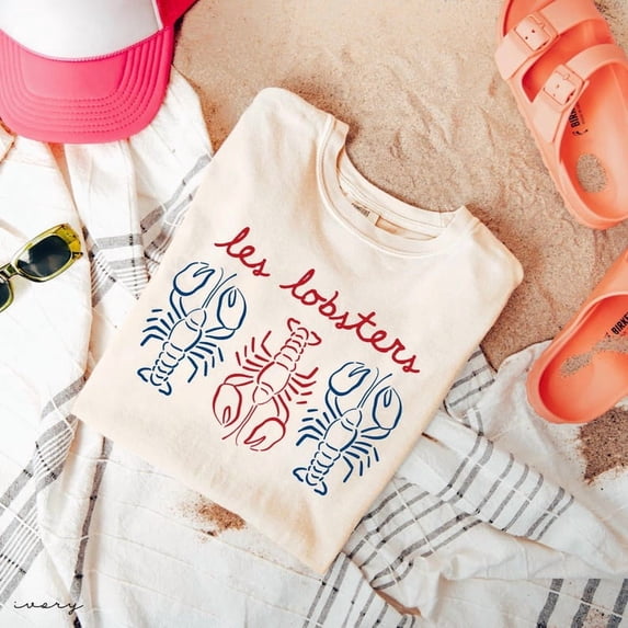 Lobster Shirt, Fisherman Aesthetic Tshirt, Les Lobster French Summer Shirt, Mediterranean Summer Coastal Granddaughter Shirt