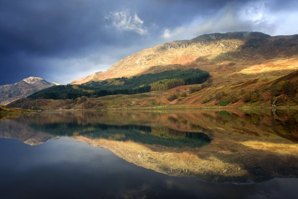 Loch Lobhair Scotland Canvas Art - John Short Design Pics (34 x 22)