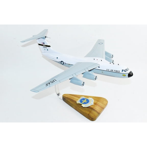 Lockheed Martin® C-141a Starlifter, Military Airlift Command, 18 Mahogany Scale Model