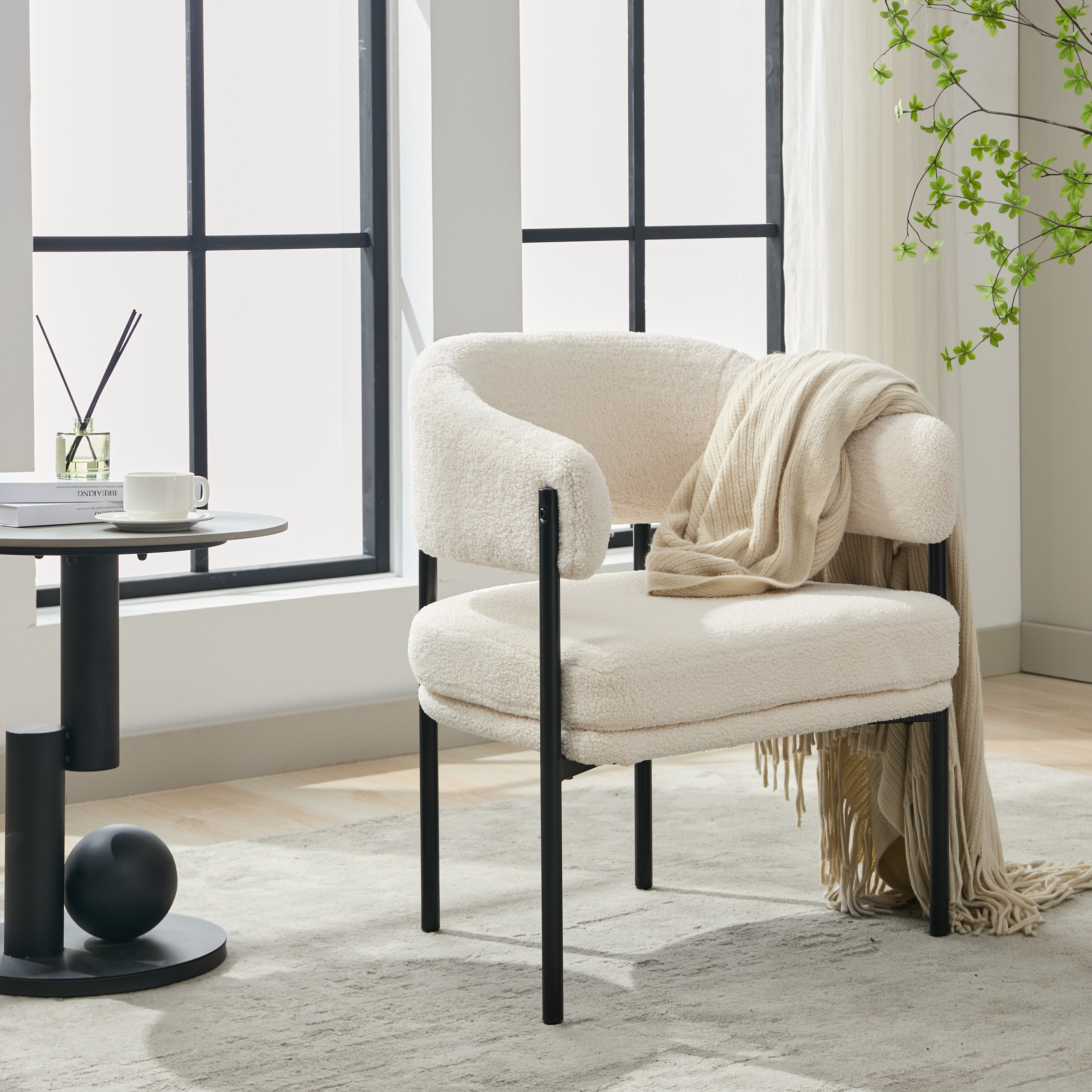 Curved back lounge chair new arrivals