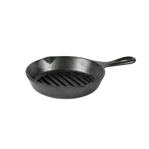 Lodge 6.5" Grill Pan Seasoned Cast Iron, L3GP, with ribs in the pan