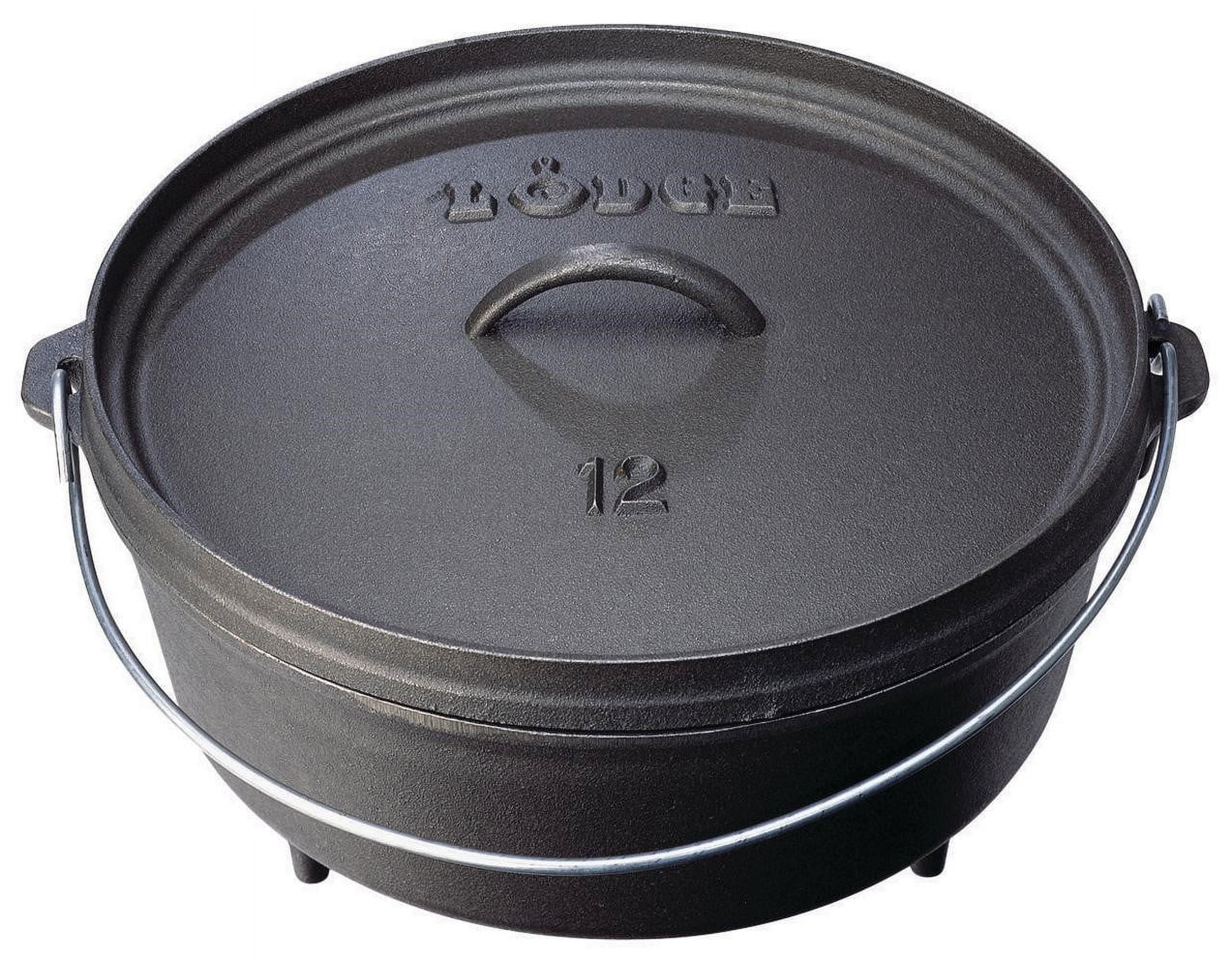 Black Cast Iron 6 Quart Camp Dutch Oven with Lid