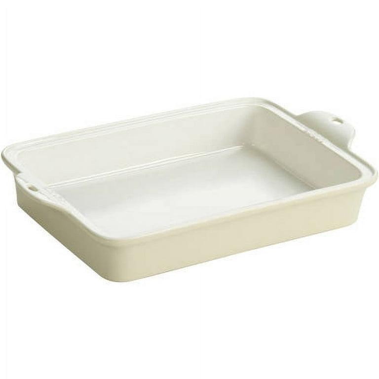 Cost Cutter Lodge Bakeware Just Lauched—Shop All 9 Pieces, lodge