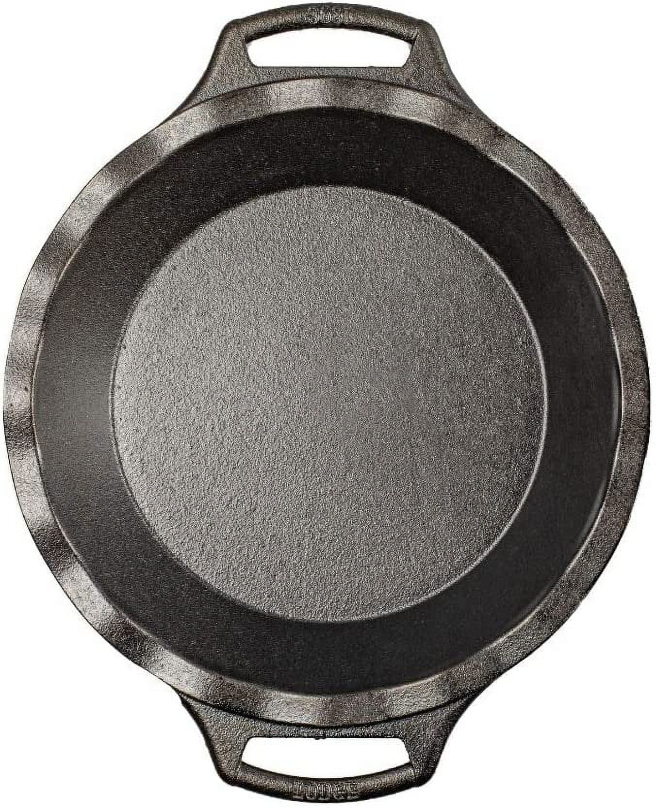 Lodge 13-1/4 Inch Cast Iron Pre-Seasoned Skillet – Signature Teardrop  Handle - Use in the Oven, on the Stove, on the Grill, or Over a Campfire,  Black