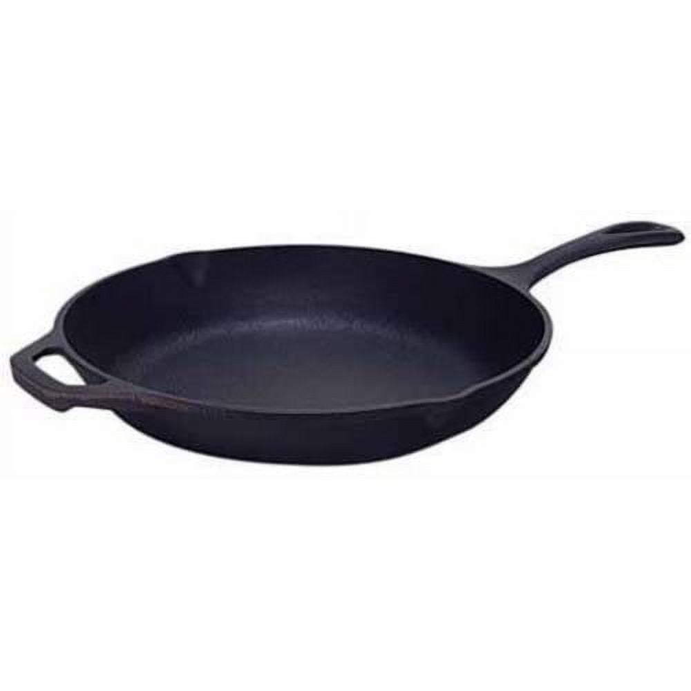 Lodge 10 Inch Cast Iron Chef Skillet. Pre-Seasoned Cast Iron Pan with  Sloped Edges for Sautes and Stir Fry.: Cast Iron Skillet: Home & Kitchen 