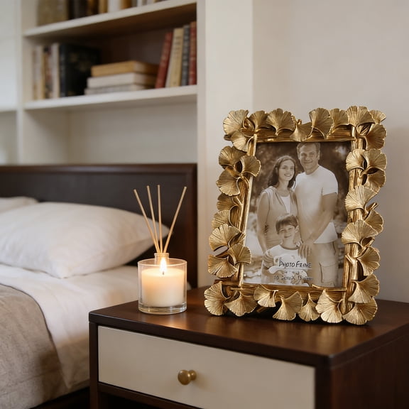 Loespoir Table Ginkgo Photo Frame, Resin Photo Frame With Leaf Design, Decorative Display Frame For Tabletop, Desk, Shelf, Nature Theme, Gift(Gold)