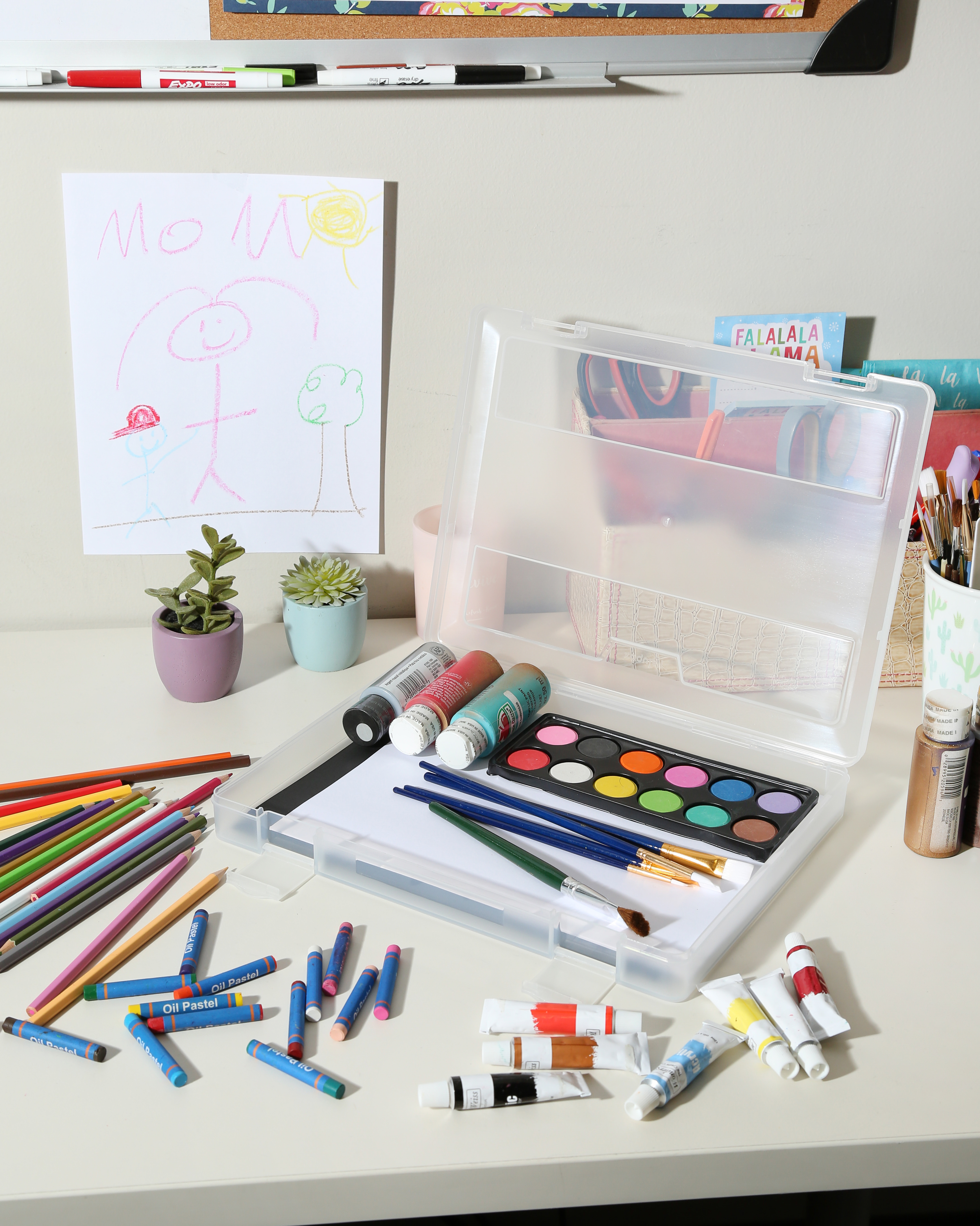 Logix Craft Storage Box and Organizer with Snap Tight Closures, Clear