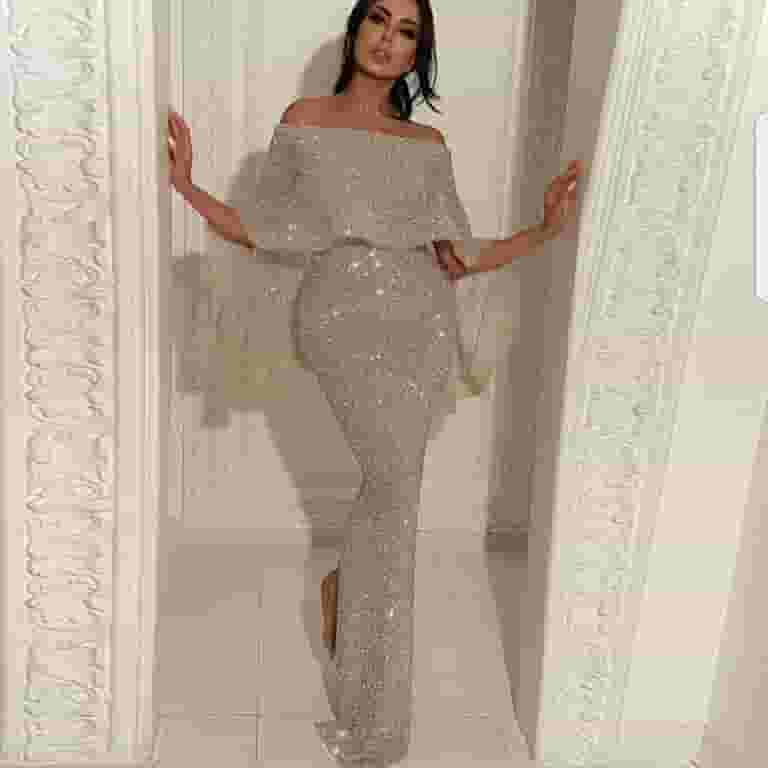 Sexy Off-The-Shoulder Wrapped Chest Tight Bodycon Dress Sexy Off-The-Shoulder Wrapped Chest Tight Bodycon Dress
