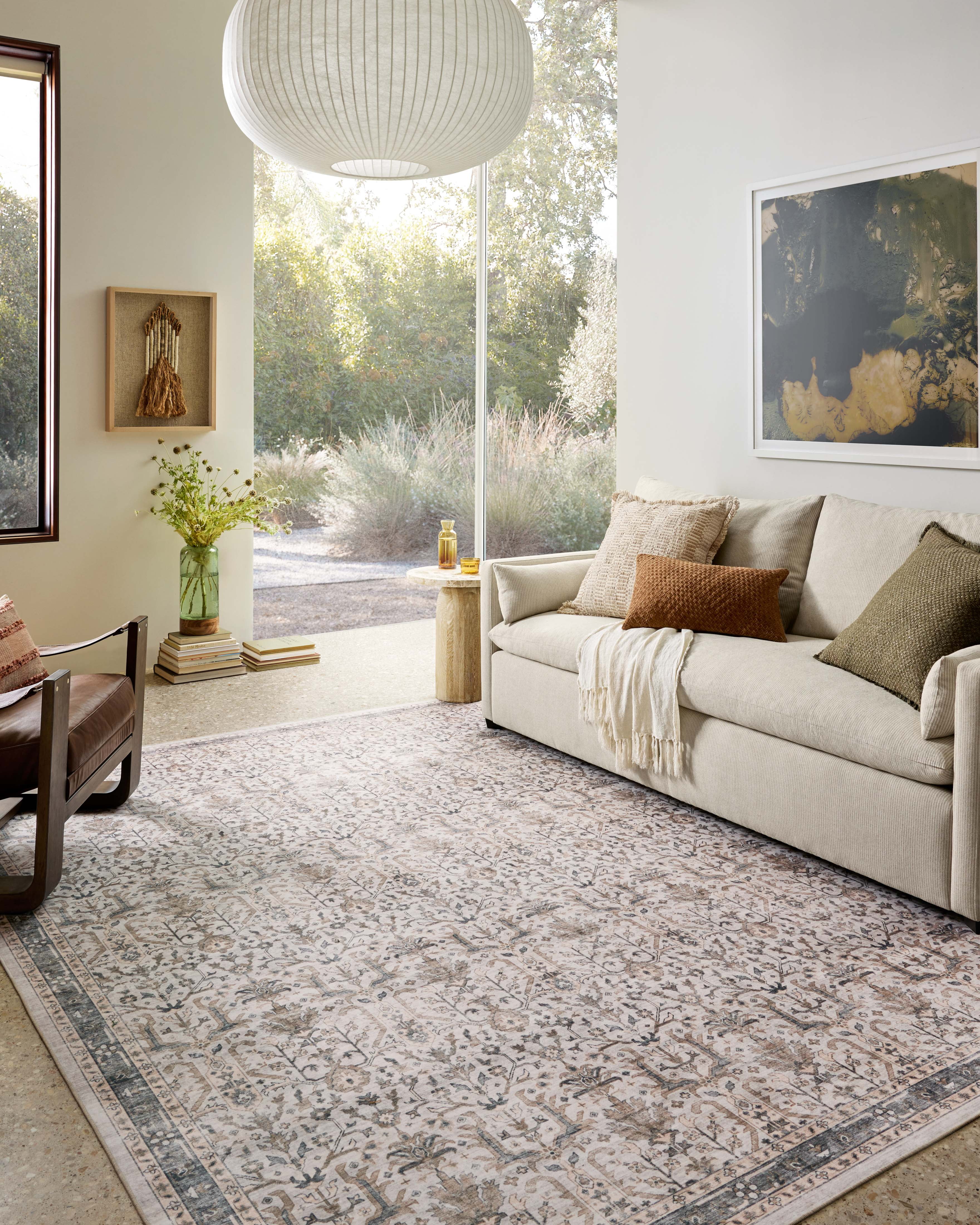 Ivory and Stone Washable Synthetic 5' x 7' Area Rug