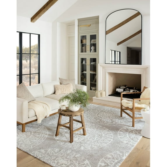 Loloi Bliss Shag Grey / White 5'-3" x 7'-6" Area Rug