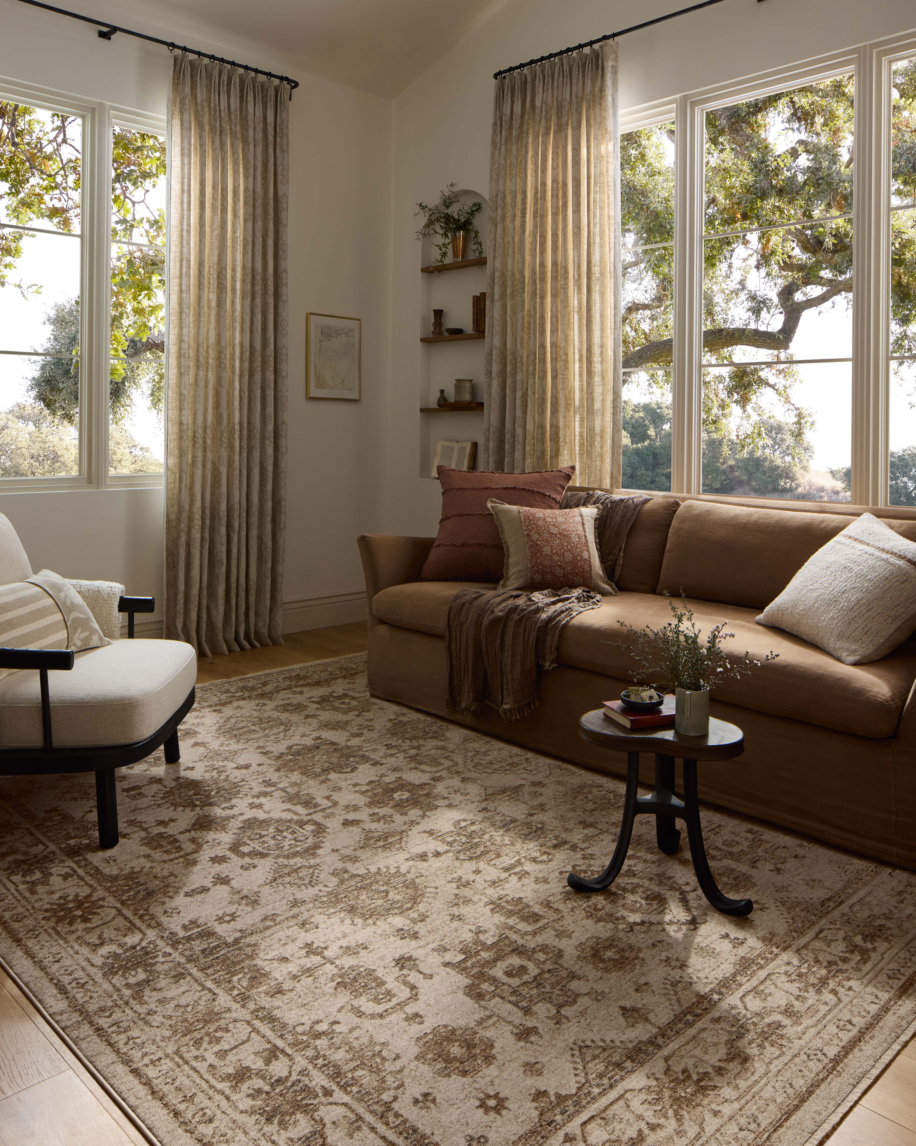Loloi Haywood Ivory / Taupe 18" x 18" Sample Area Rug