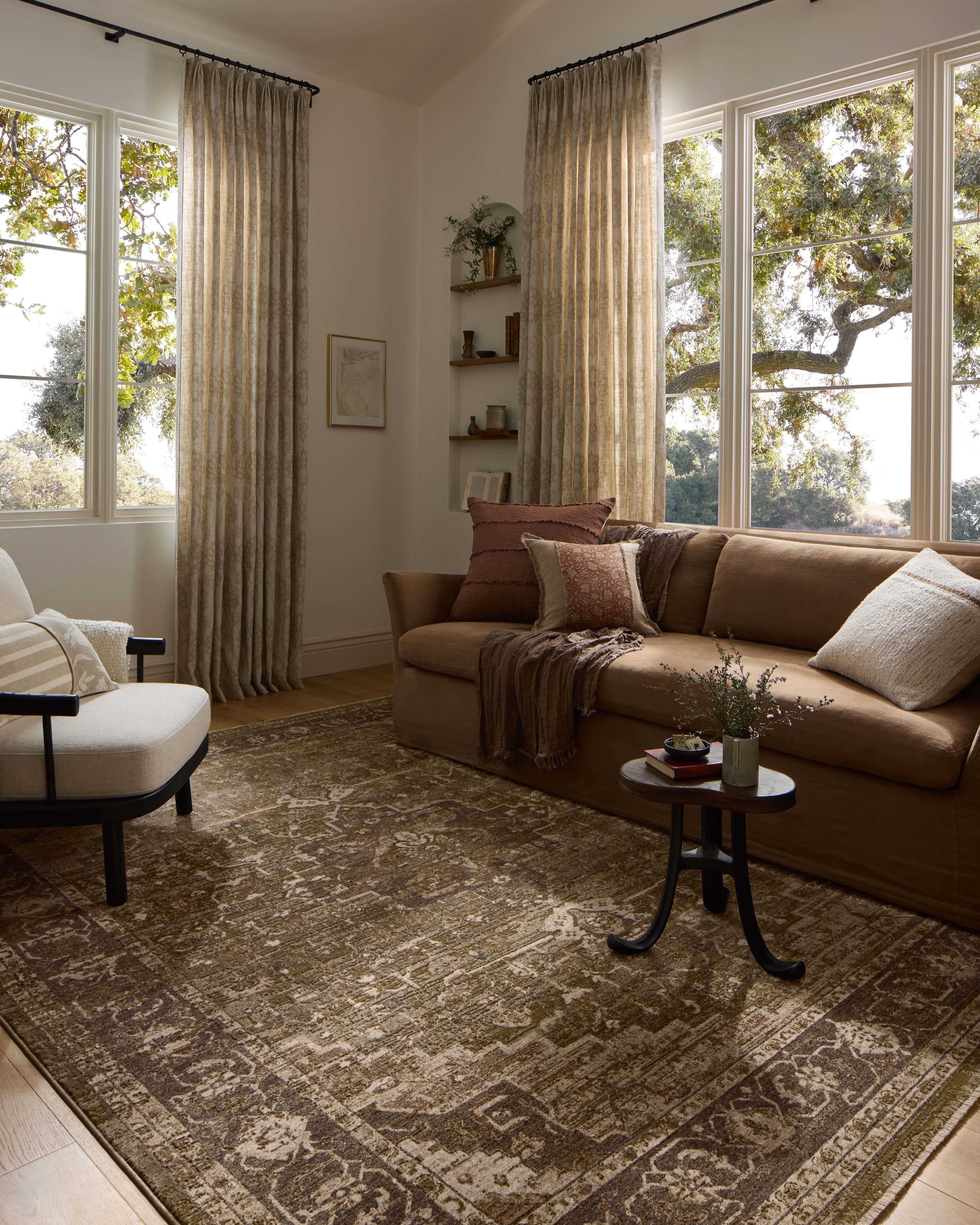 Loloi Haywood Moss / Charcoal 7'-10" x 10' Area Rug