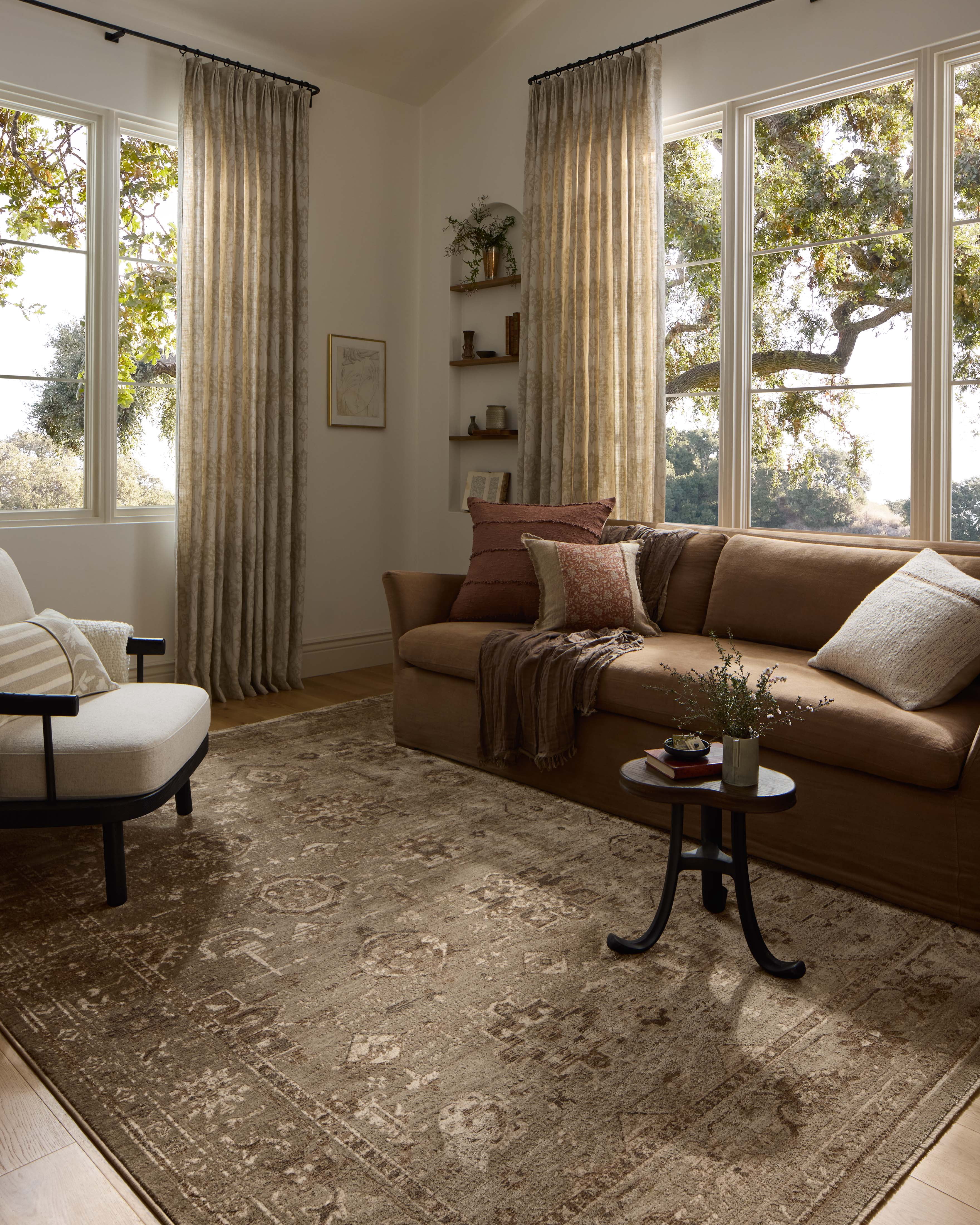 Loloi Haywood Sage / Earth 2'-3" x 3'-11" Area Rug