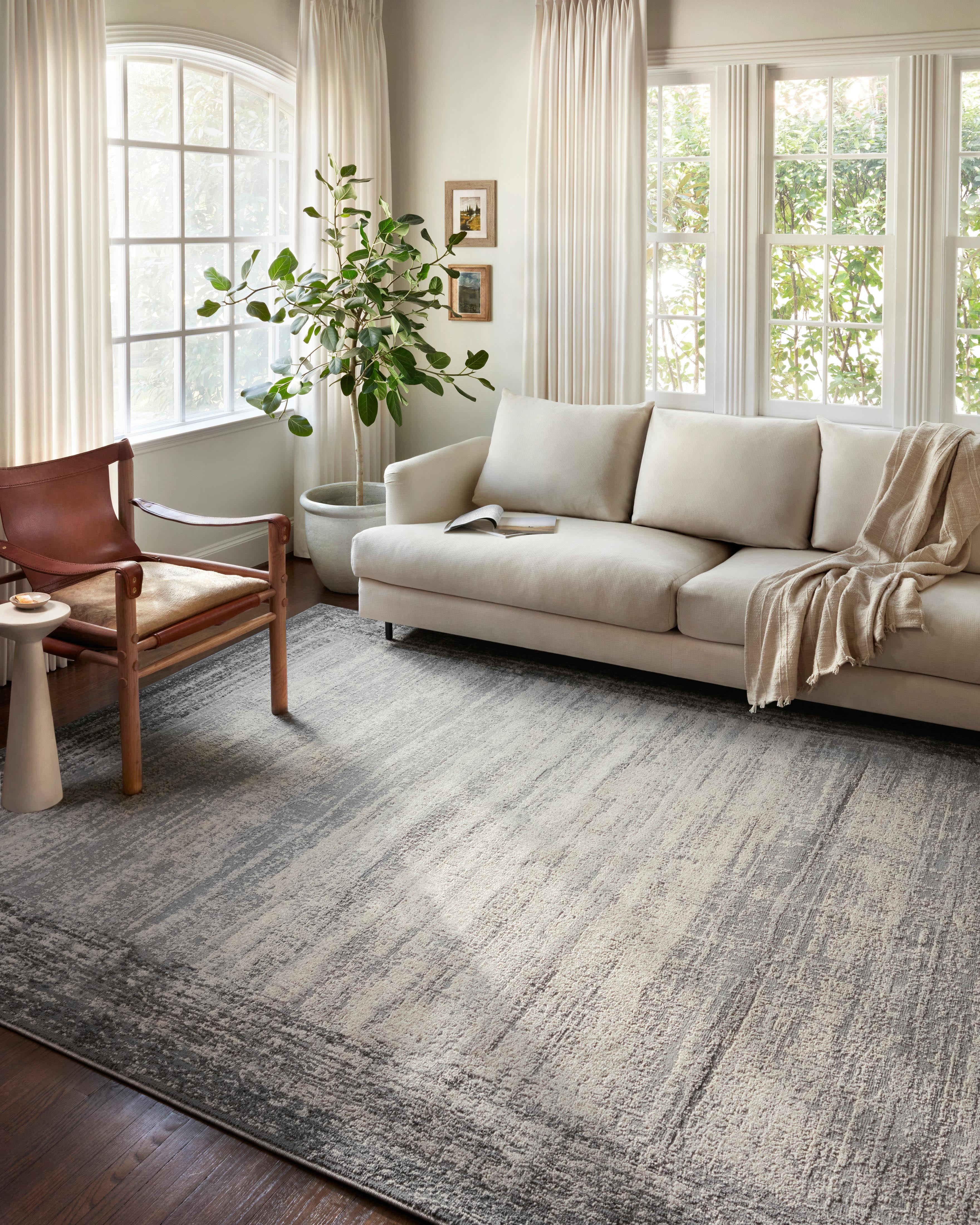 Loloi Austen AUS-02 Abstract Pebble / Charcoal Area Rug 18" x 18" Sample