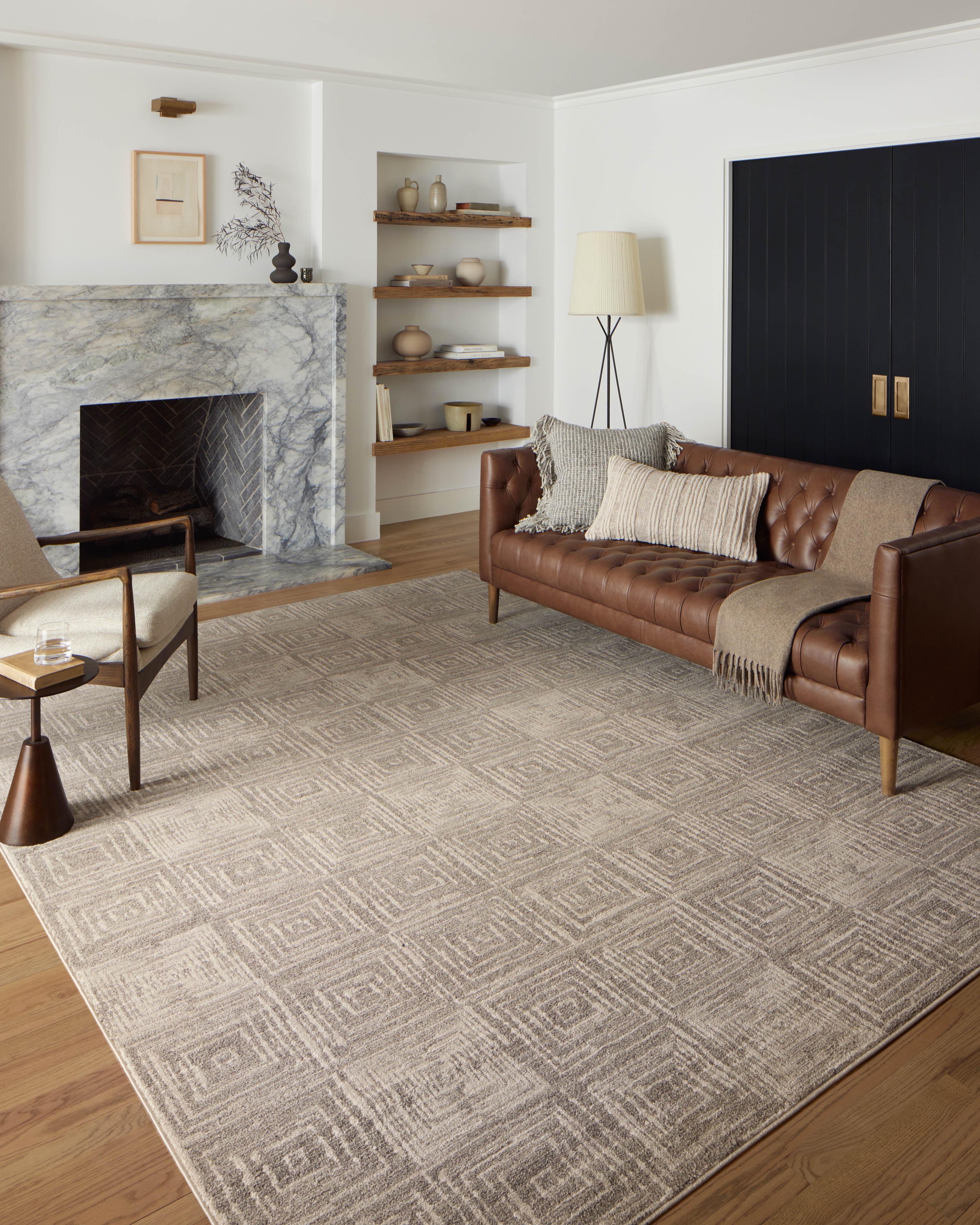 Darby Geometric Gray Synthetic 5'3" x 7'6" Hand-Knotted Rug