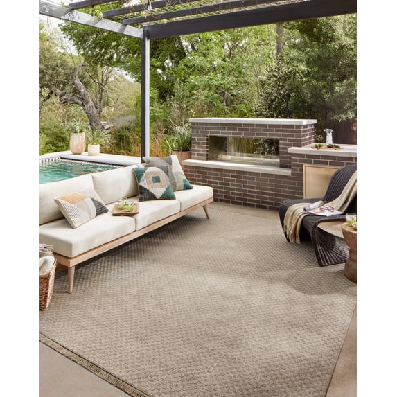Loloi Dawn Indoor/Outdoor Water-Resistant Patio 7'-8" x 7'-8" Round Area Rug