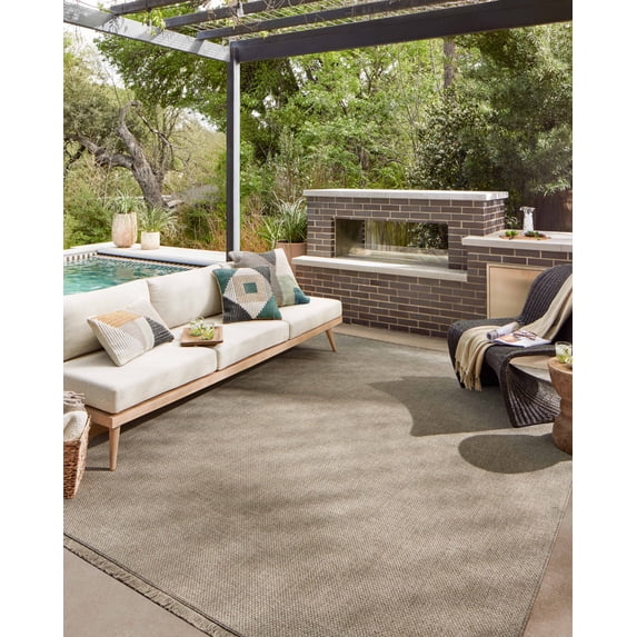 Loloi Dawn Indoor/Outdoor Water-Resistant Patio 5'-1" x 7'-7" Area Rug
