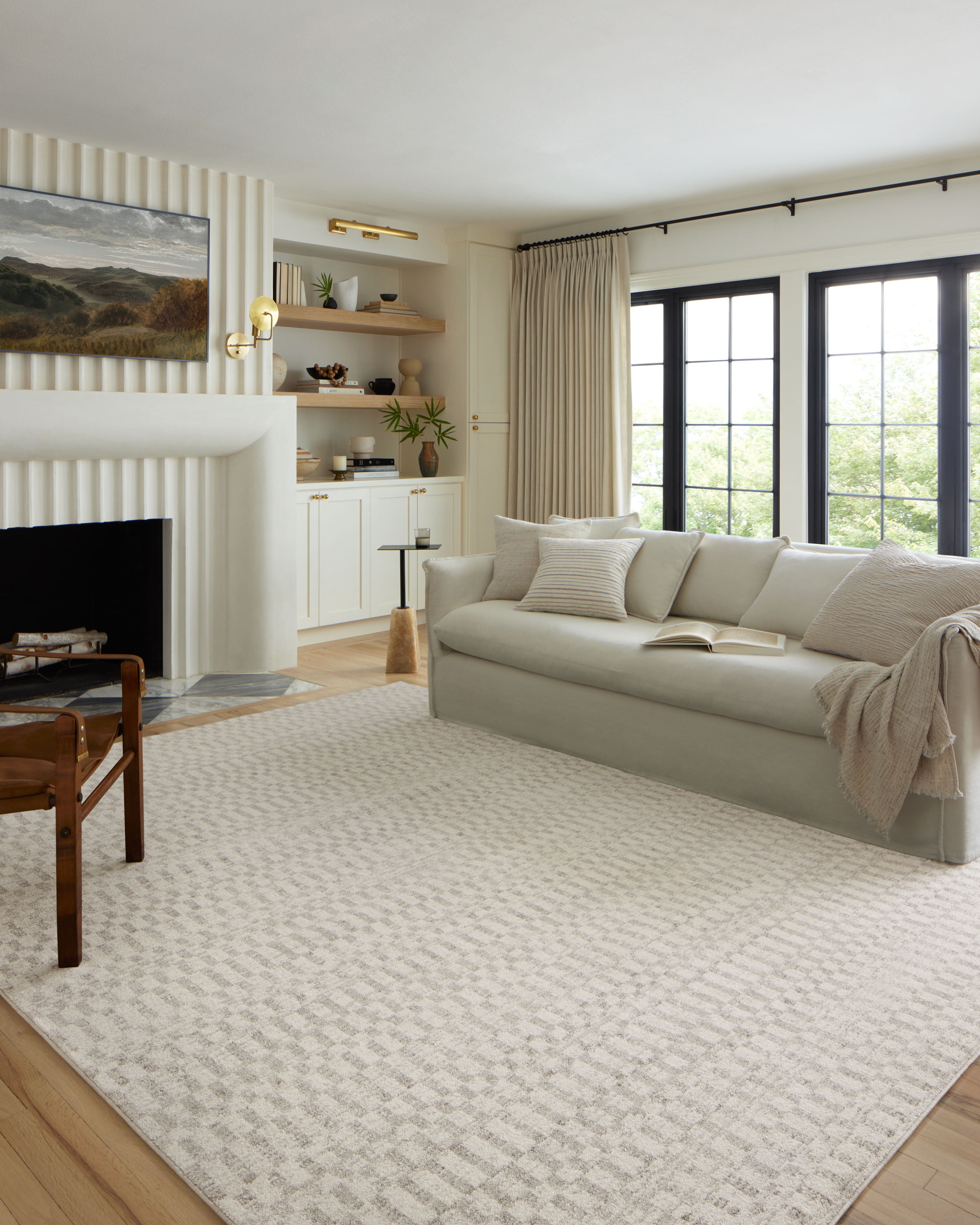 Kamala Ivory and Grey Synthetic Diamond Pattern 8' x 10' Area Rug