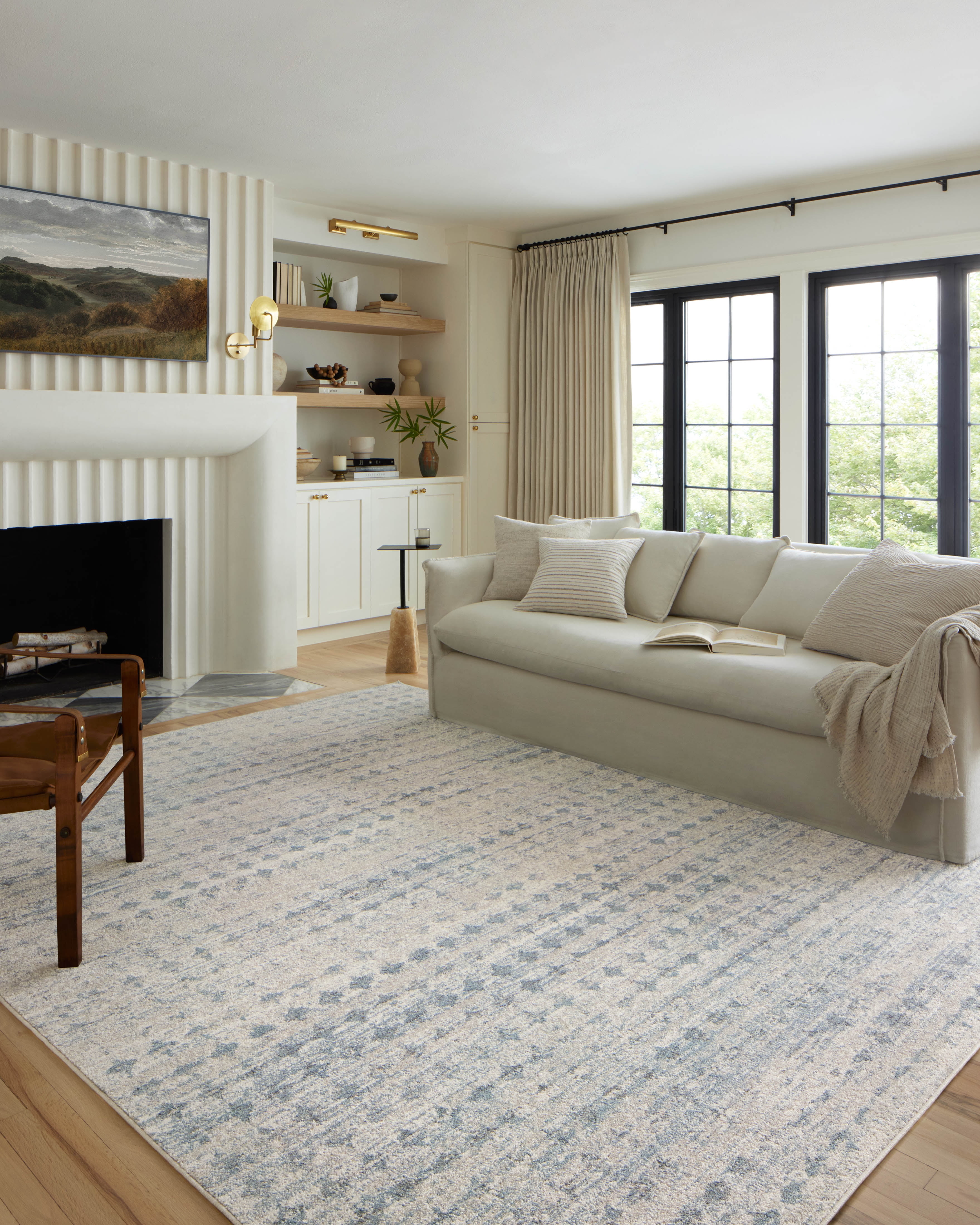 Loloi Kamala Sky / Dove 4'-0" x 6'-0" Accent Rug