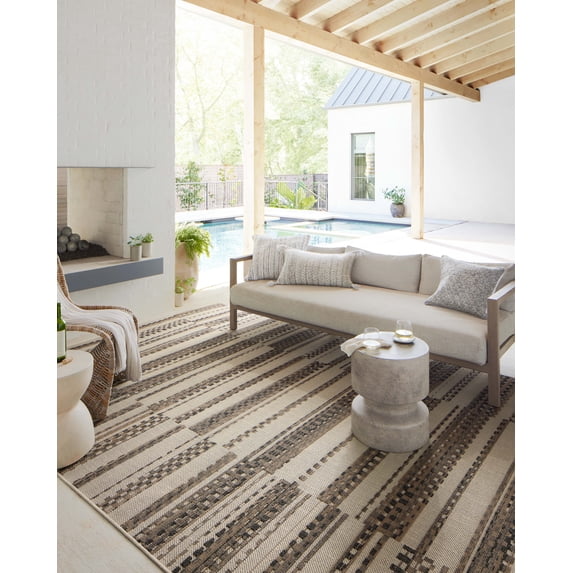Indoor Outdoor Loloi Rainier Ivory / Taupe 2'-3" x 7'-7" Runner Rug