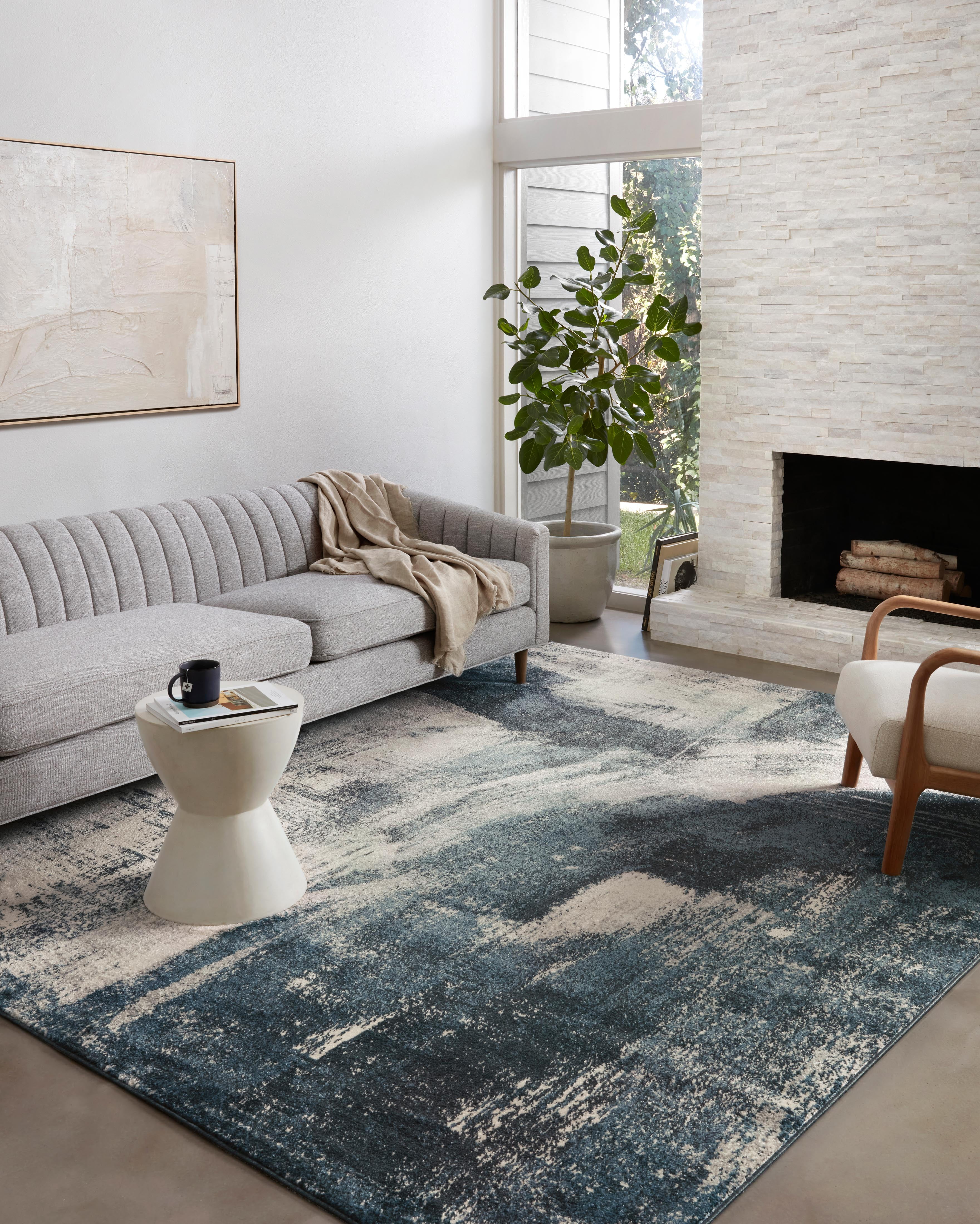 Loloi Spirit SPI-04 Abstract Indigo / Ivory Area Rug 2'-7" x 4'