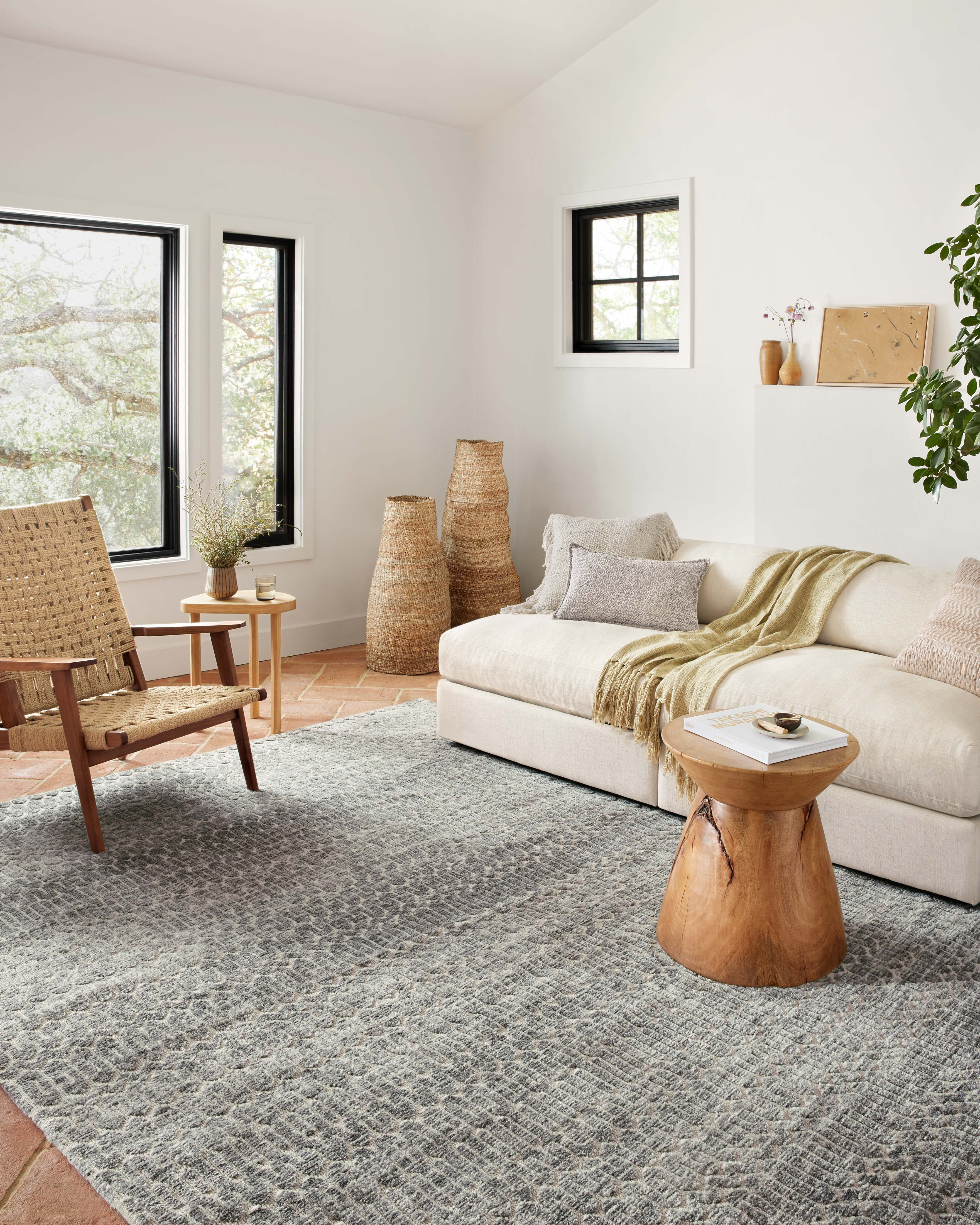 Ivory Charcoal Geometric Synthetic 18" Square Rug