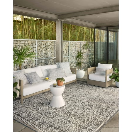 Indoor Outdoor Loloi Rainier Pebble / Ivory 5'-3" x 7'-7" Area Rug