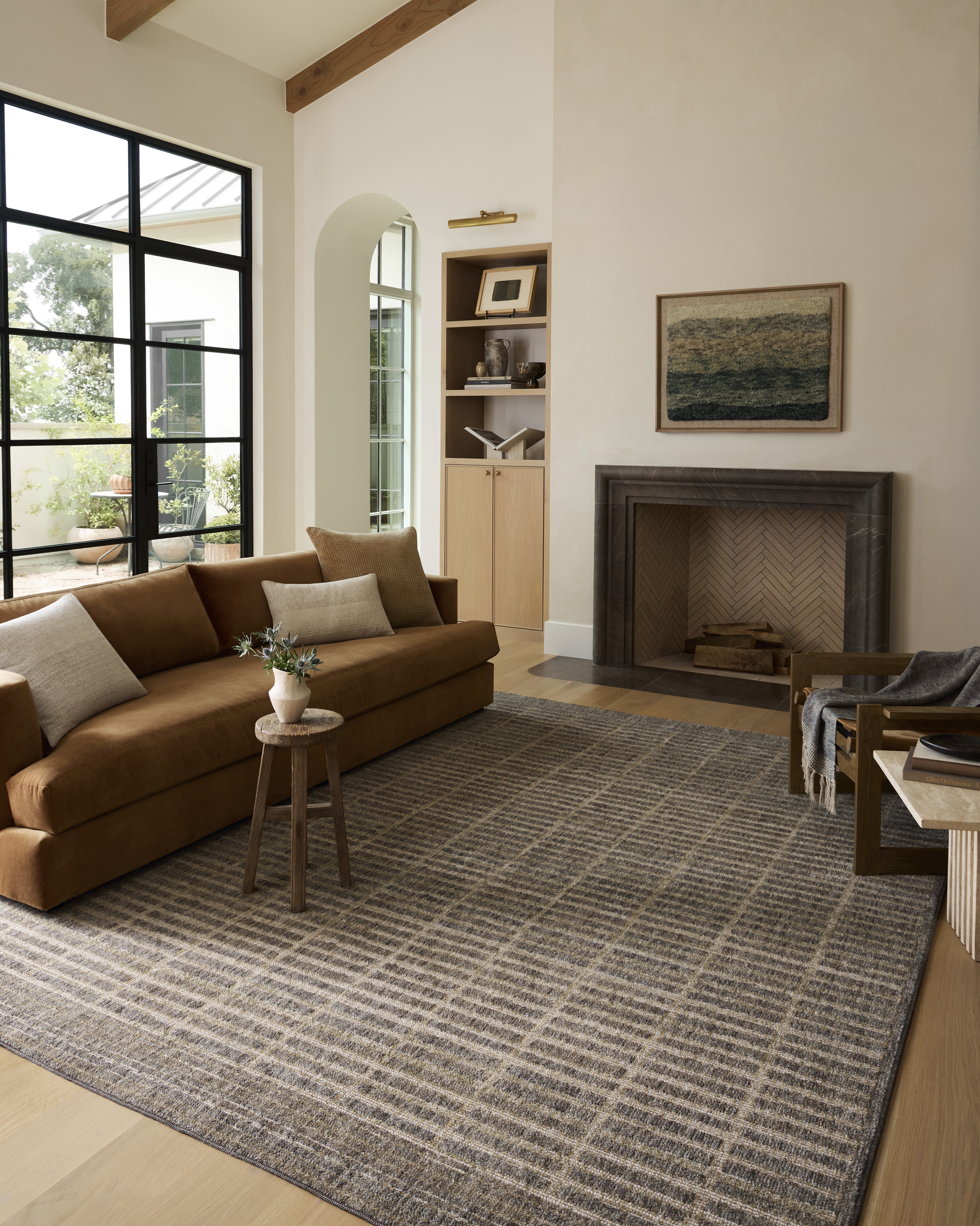 Loloi Roxie Smoke / Natural 4'-0" x 6'-0" Area Rug