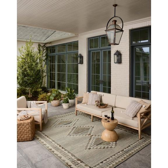 Loloi Saylor Ivory / Granite Indoor/Outdoor Area Rug
