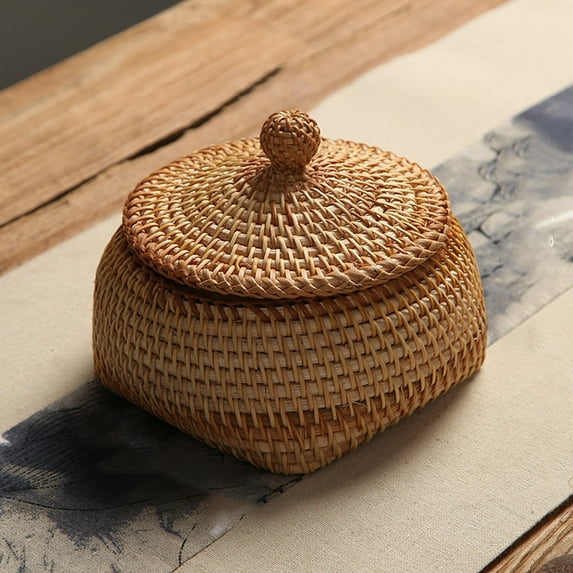 Lolynie Lidded Basket For Organization, Natural Material, Versatile Use In Living Room Or Bedroom, Decorative And Functional Storage