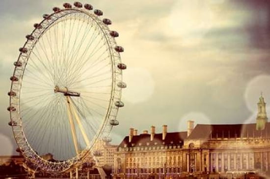 London Ferris Wheel Canvas Art - Emily Navas (12 x 18)