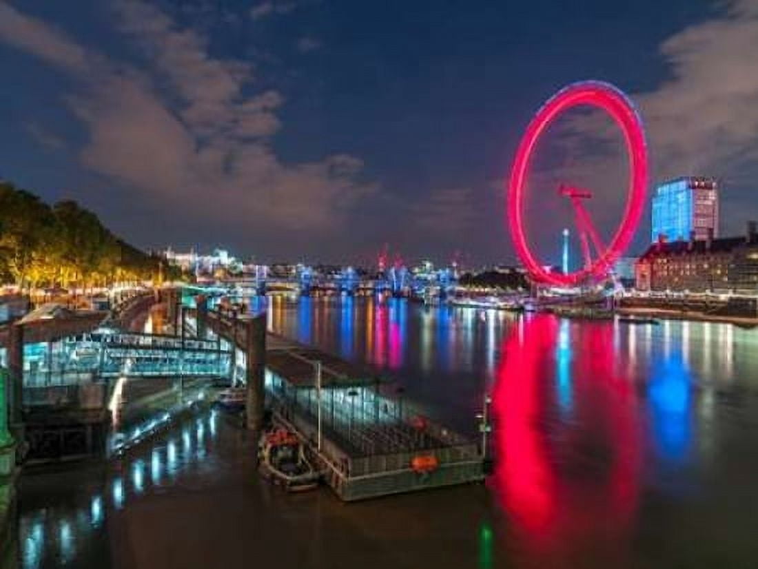 London city skyline with London Eye over river Thames UK Canvas Art - Assaf Frank (18 x 24)