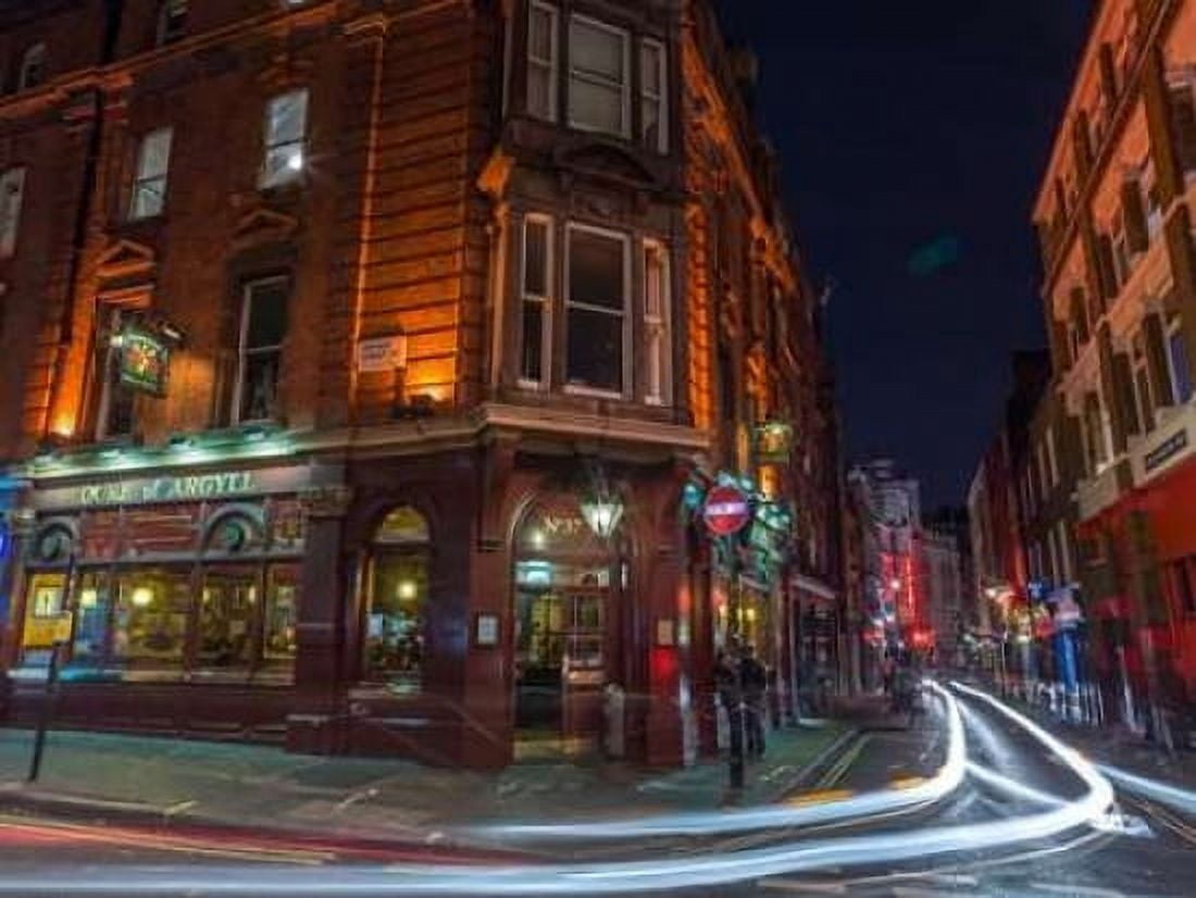 London city street in evening Canvas Art - Assaf Frank (22 x 28)