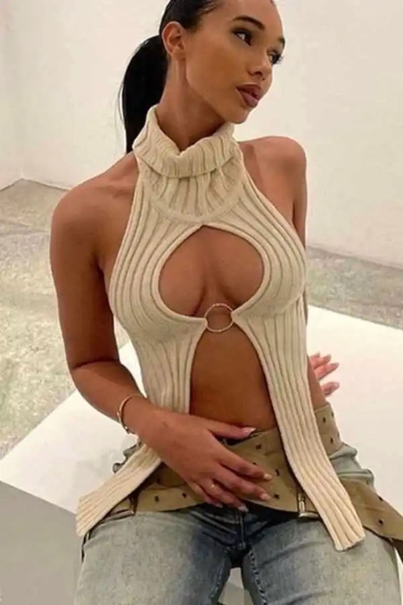 Long Cleavage Turtleneck Crop Top (FreeSize, CreamBeige)