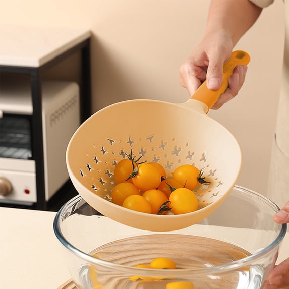 Long Handle Plastic Colander Strainer for Kitchen, Pasta, Vegetables, Dumplings, 1 Count