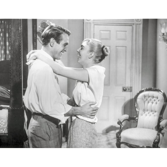 Long Hot Summer Couple Scene Photo Print (8 x 10)