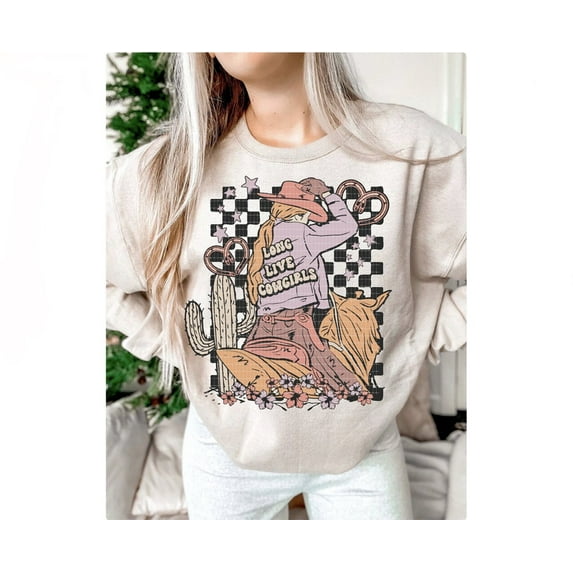 Long Live Cowgirls Sweatshirt, Retro Western Cowgirl Shirt with Vintage Country Style , Trendy Rodeo Outfit for Southern Girls
