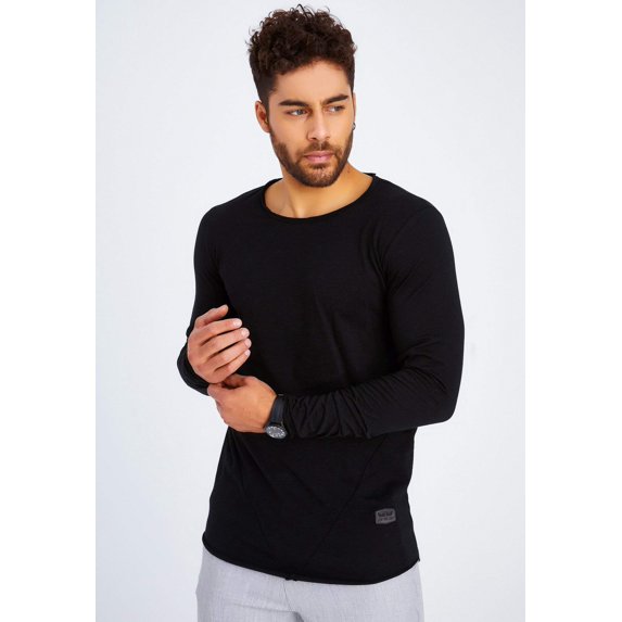 Long-Sleeve Shirt With A Crew Neck