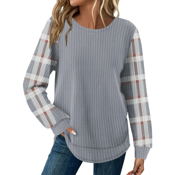 Long Sleeve Tops for Women Loose Fit Dressy Waffle Knit Shirts Trendy Fall Fashion Crewneck Sweaters Curved Hem Light Gray XL