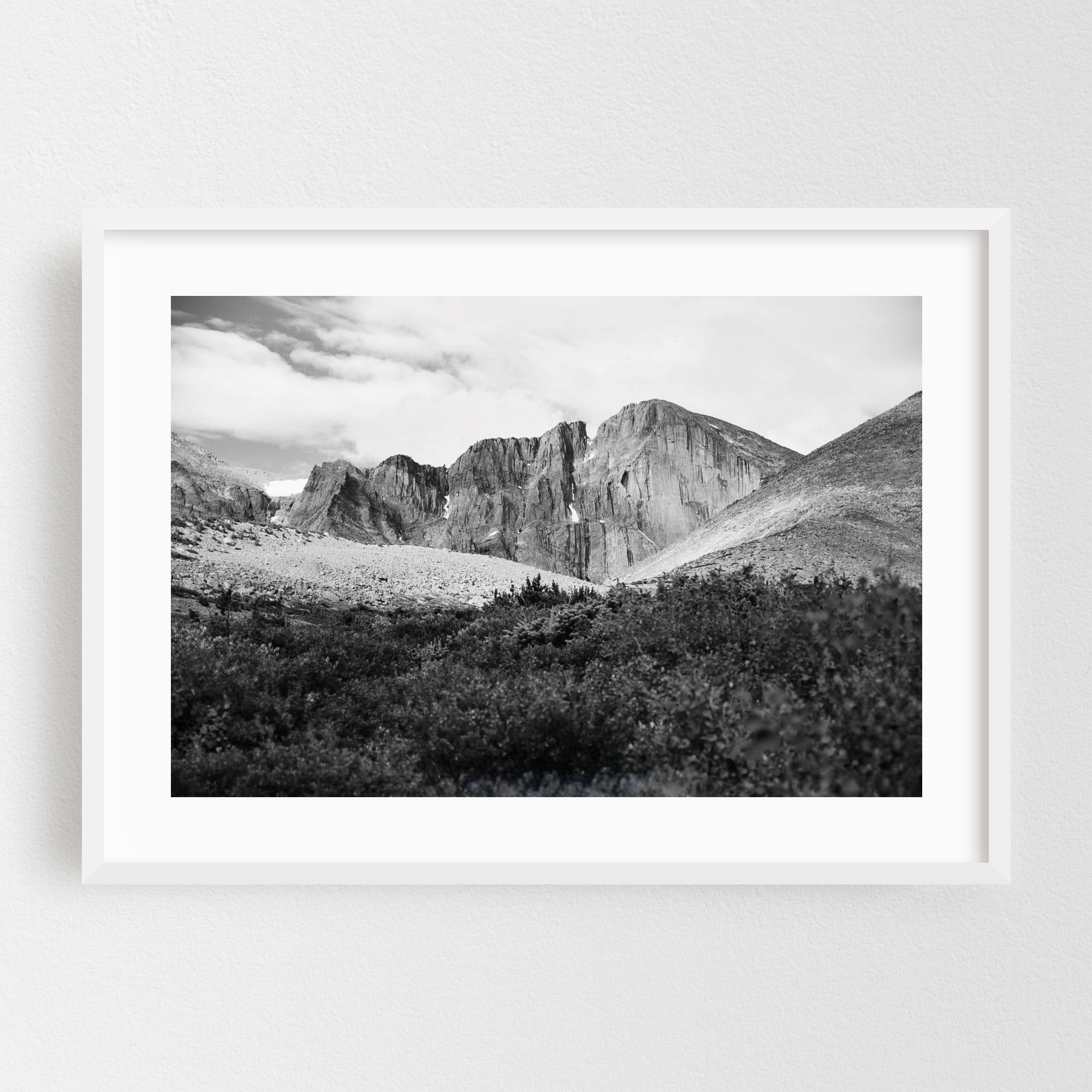 Longs-Peak-Keyhole-Black-and-
