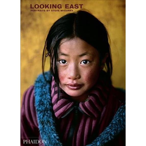 Pre-Owned Looking East : Portraits by Steve McCurry (Paperback)