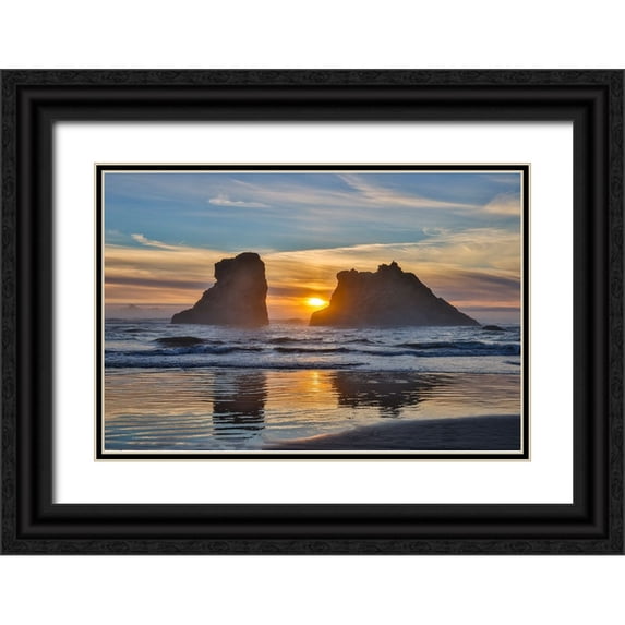 Looney, Hollice 32x23 Black Ornate Wood Framed with Double Matting Museum Art Print Titled - Usa-Oregon-Bandon Bandon Beach-Sunset at the Beach