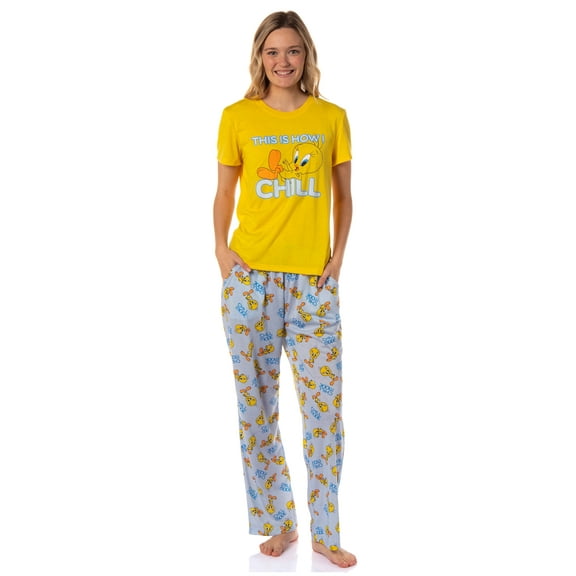 Looney Tunes Women's This Is How I Chill Tossed Tweety Bird Sleep Pajama Set