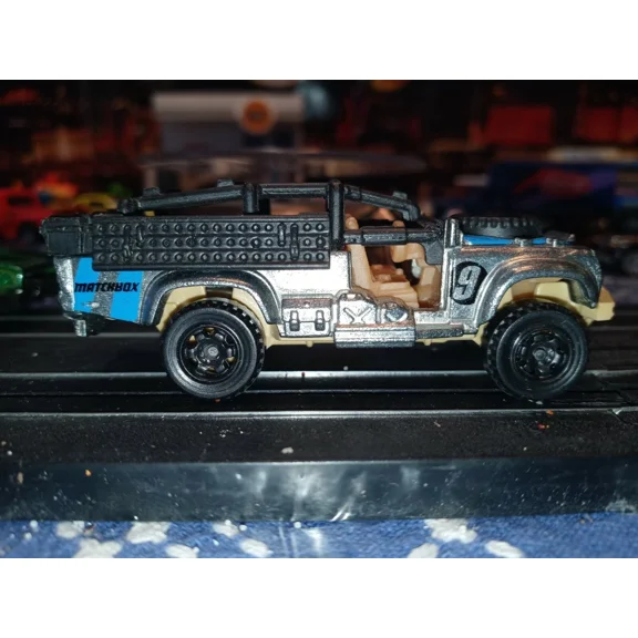 Loose Matchbox SAHARA SURVIVOR ADVENTURE *CHROME* #9